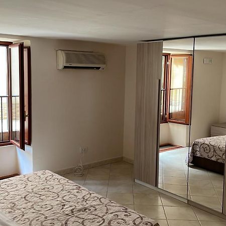 شقة نابولي  في Casa Emilia المظهر الخارجي الصورة